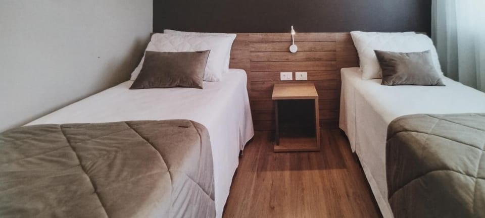 Bed, Bedroom, air conditioner