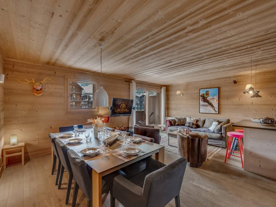 Appartement de standing, 3 chambres, balcon sud, centre de Val-d'Isère, proche pistes et commerces - FR-1-694-307 Apartment in Val dIsere