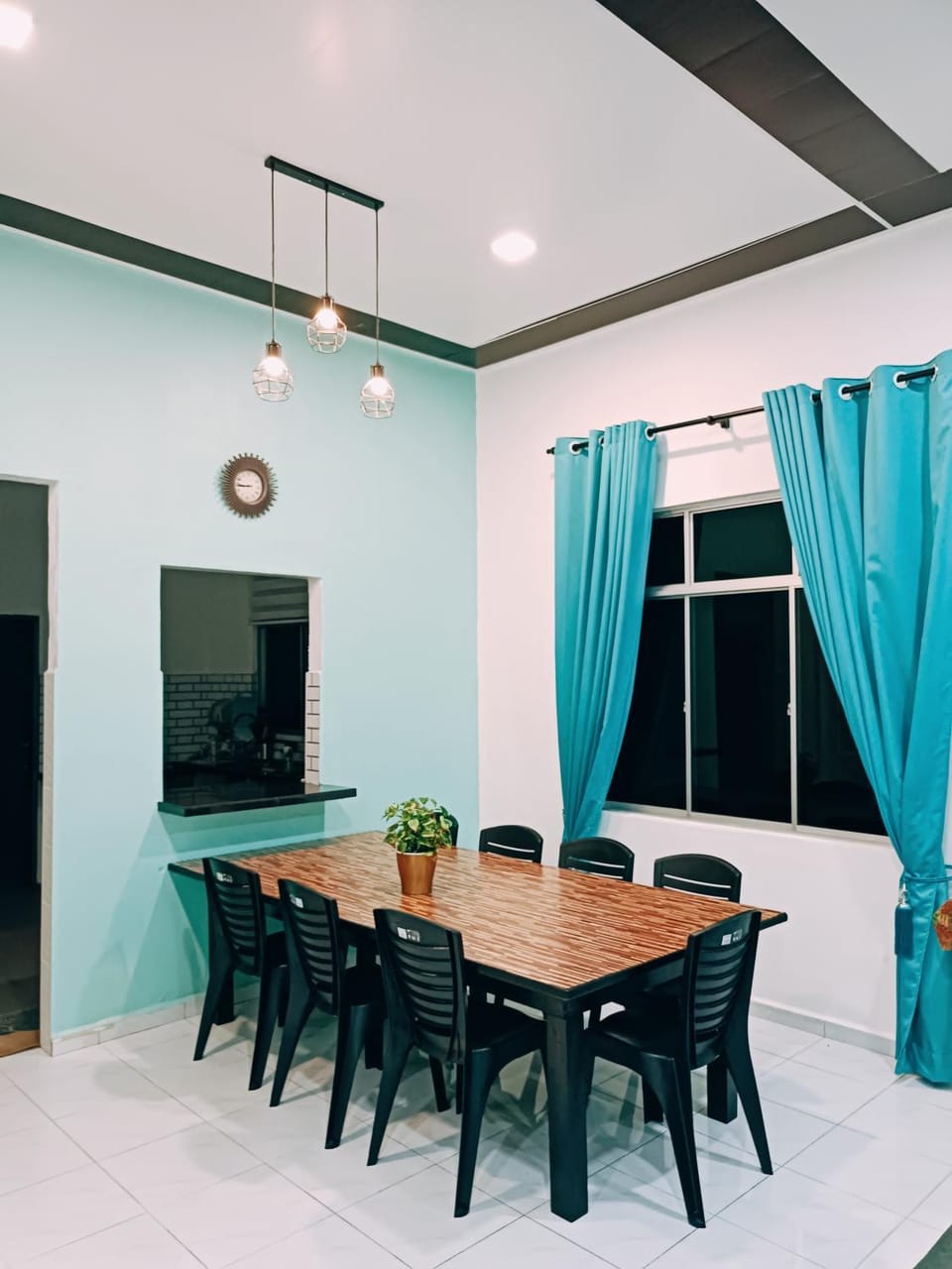 Seating area, Dining area