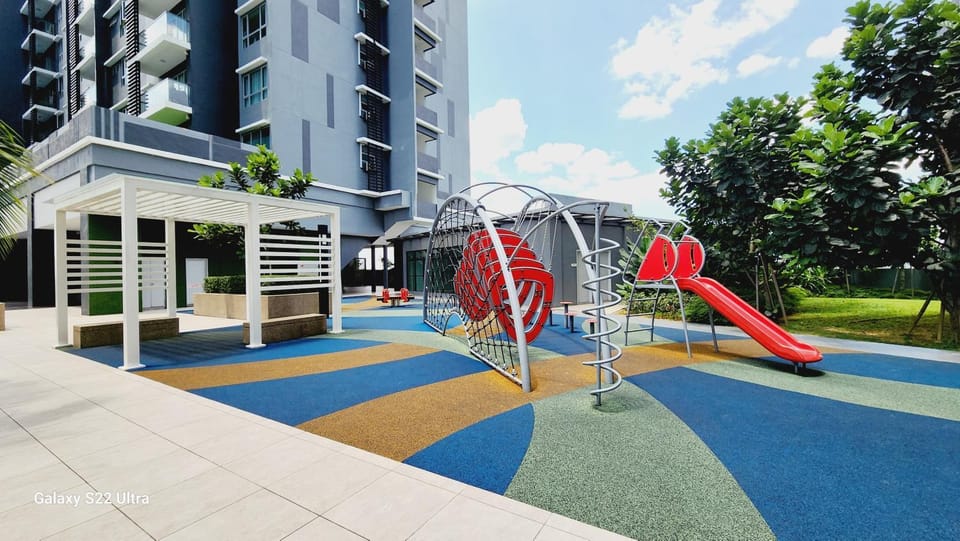 Cinema Blue Ocean 3 bedroom house kids water park Apartment in Selangor, Malaysia