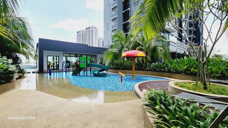 Cinema Blue Ocean 3 bedroom house kids water park Apartment in Selangor, Malaysia