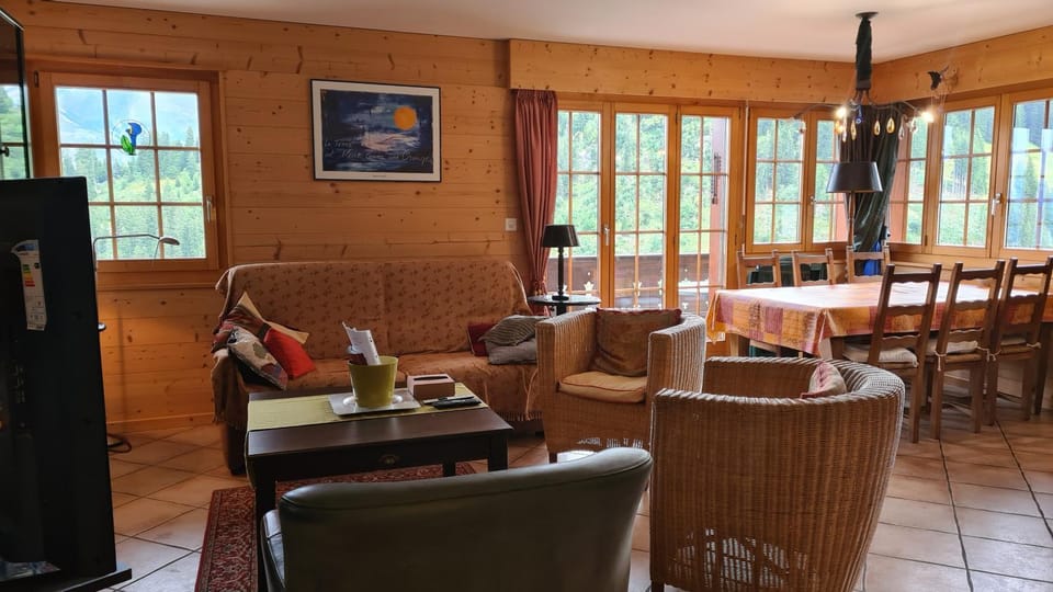 Seating area