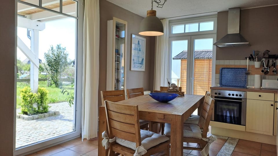 Haus am Achterwasser - Ferienwohnung im EG Apartment in Zinnowitz