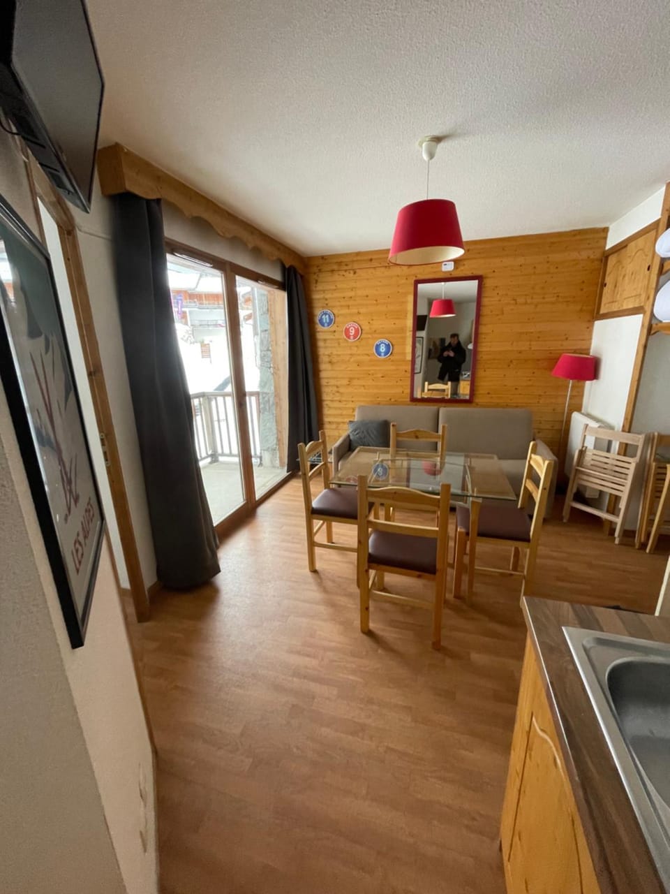 Communal lounge/ TV room