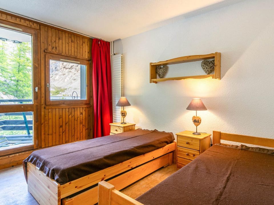 Appartement lumineux Sud à La Daille avec Wifi et Animaux admis, skis aux pieds - FR-1-694-258 Apartment in Val dIsere