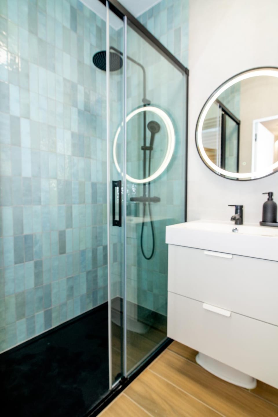 Shower, Bathroom