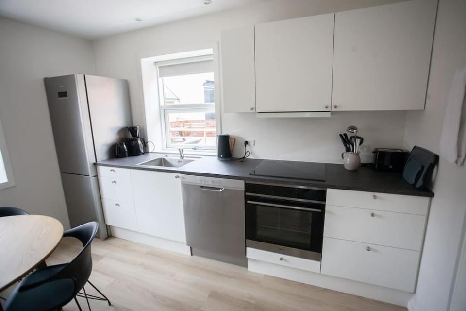 Coffee/tea facilities, Kitchen or kitchenette, dishwasher, pet friendly, toaster
