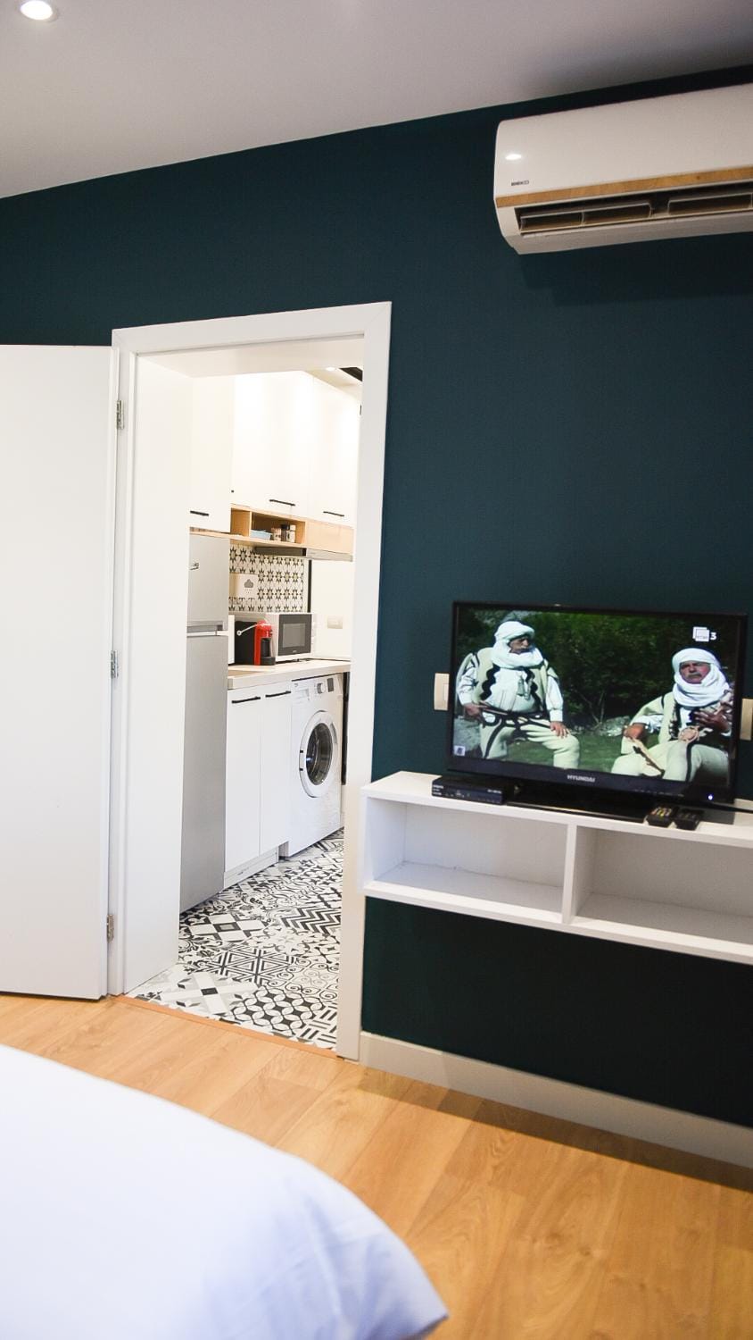 TV and multimedia, Bedroom, air conditioner