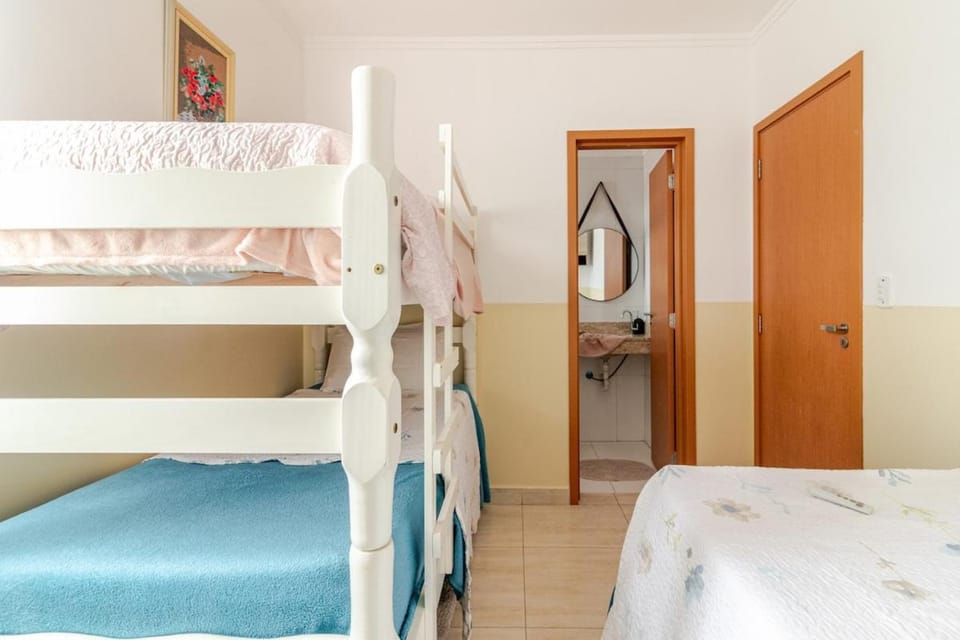Bed, Photo of the whole room, Bedroom, bunk bed