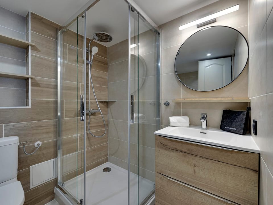 Appartement duplex cosy au cœur de Tignes Val Claret pour 6 personnes Apartment in Tignes