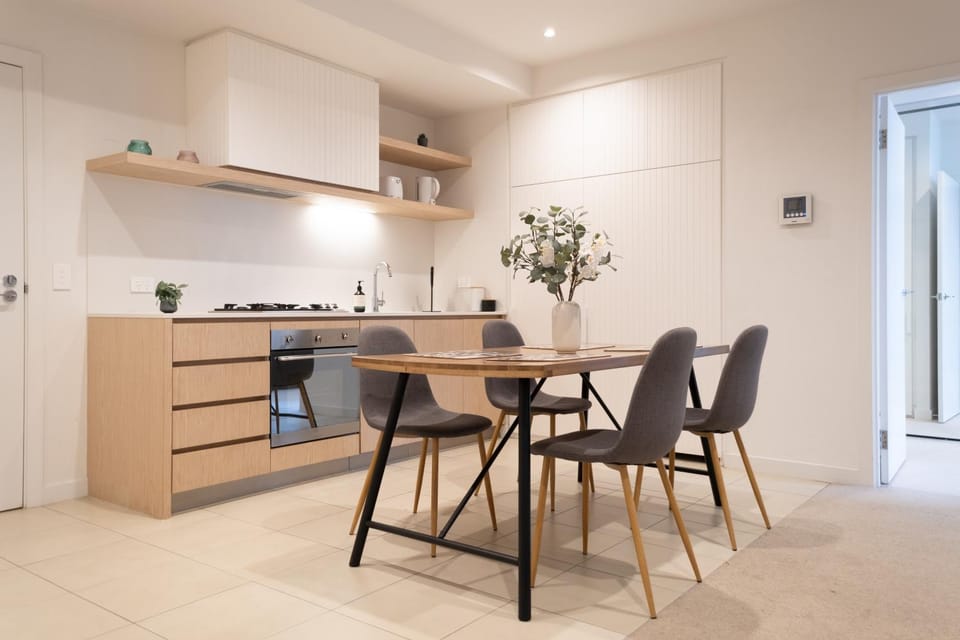 Brand new 2BR2BA Caulfield parkbalcony poolgym Apartment in Melbourne