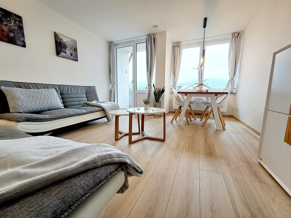 Living room, Seating area, Dining area