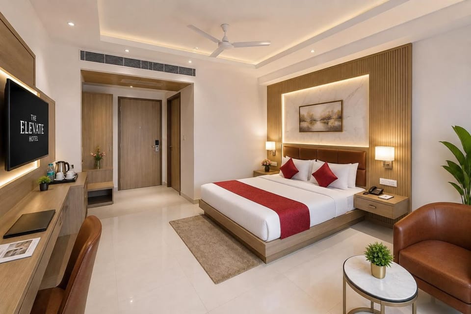Bed, Seating area, Bedroom