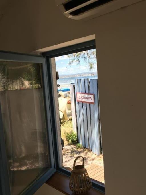 MAISON de PECHEUR LES PIEDS DANS L'EAU ET SON CABANON House in Occitanie