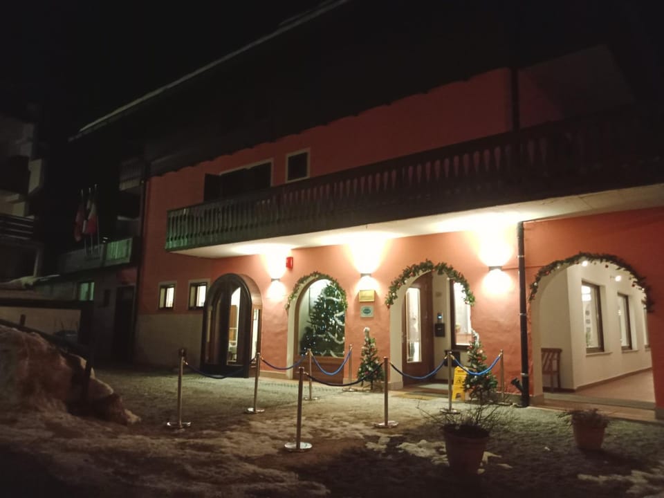 Property building, Night