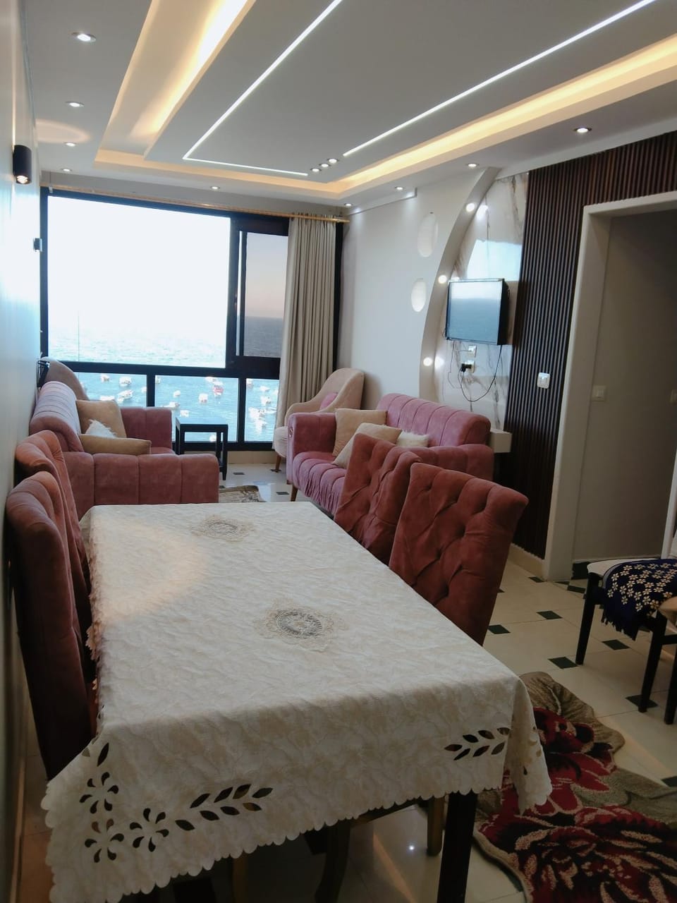 شقة صف اول بحر مباشر مكيفة Apartment in Alexandria