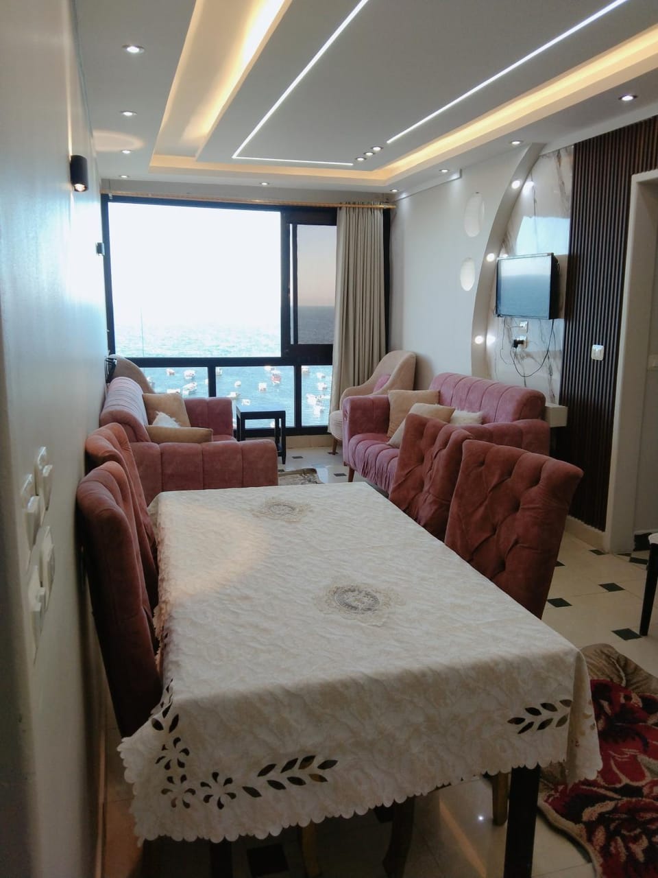 شقة صف اول بحر مباشر مكيفة Apartment in Alexandria
