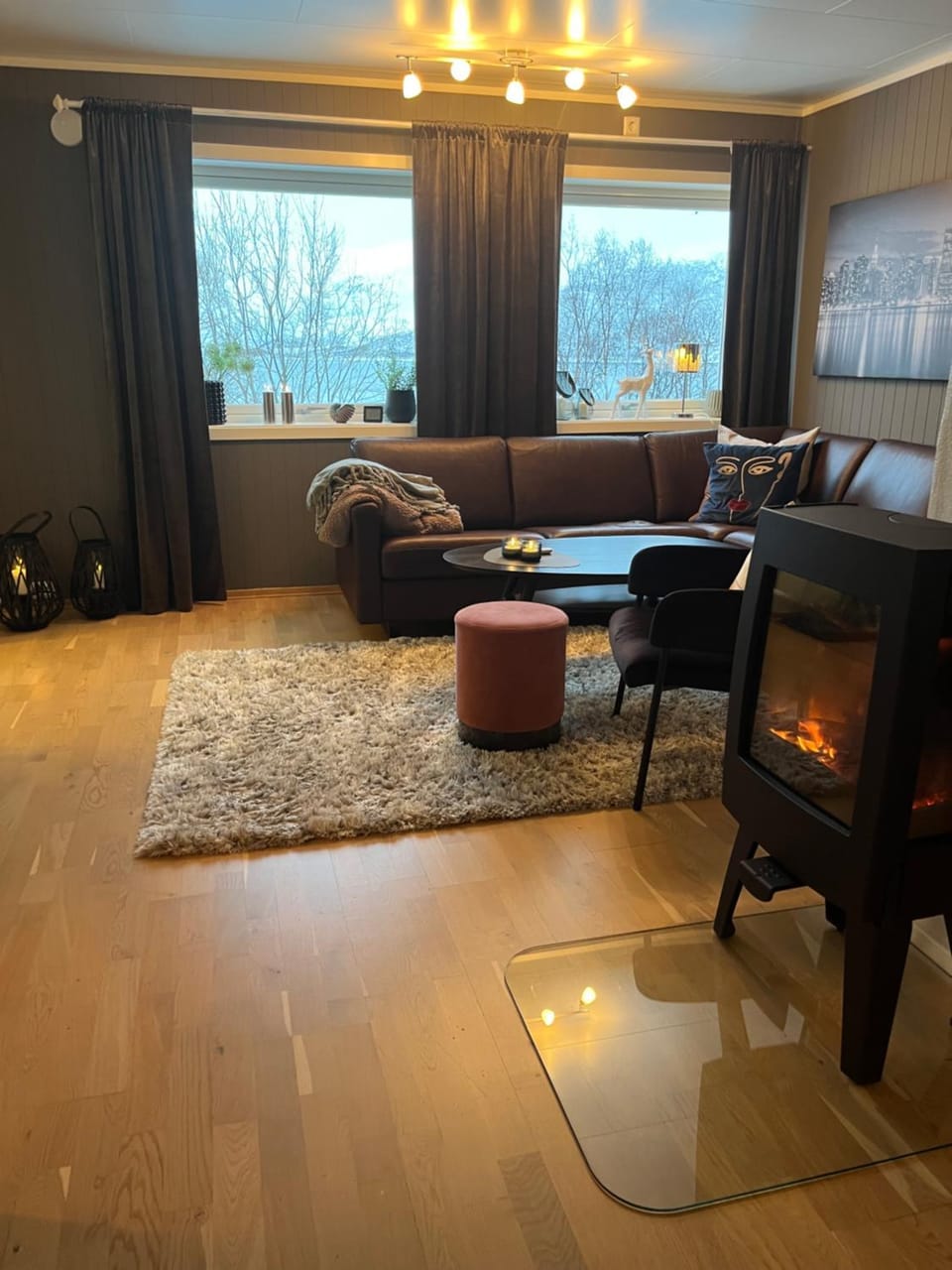 Beautiful view - close to the sea, mountains and nature Apartment in Troms Og Finnmark