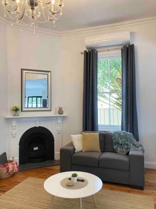 Newly renovated, Kennedy Cottage - close to CBD House in Bendigo