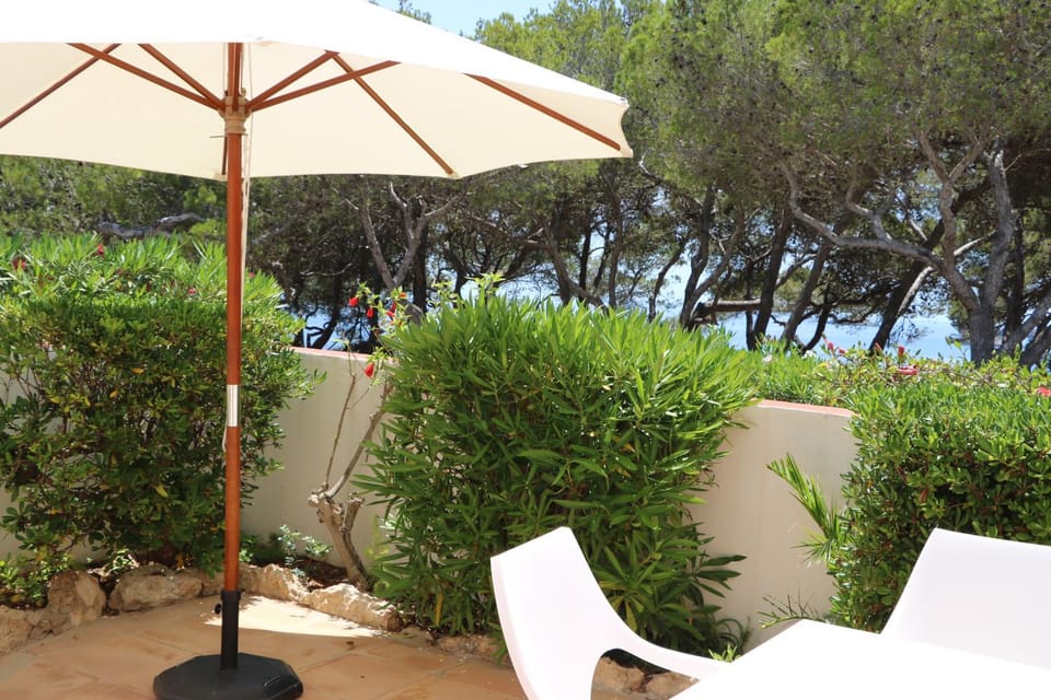 Apartamentos Club Cala Azul Resort in Ibiza