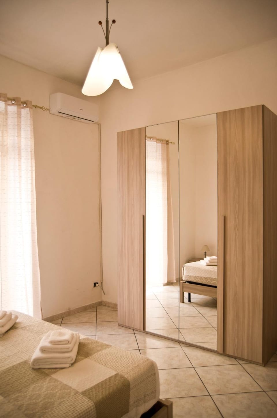 wardrobe, air conditioner