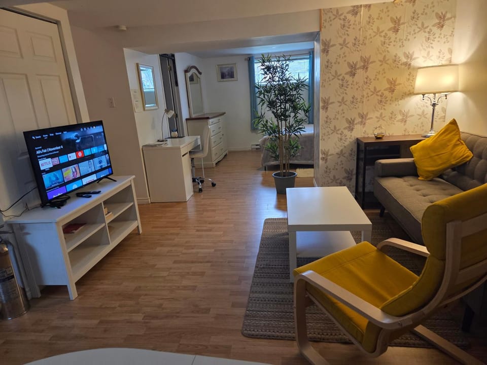 L ' Arlequin Suite et logement Apartment in Vaudreuil-Dorion