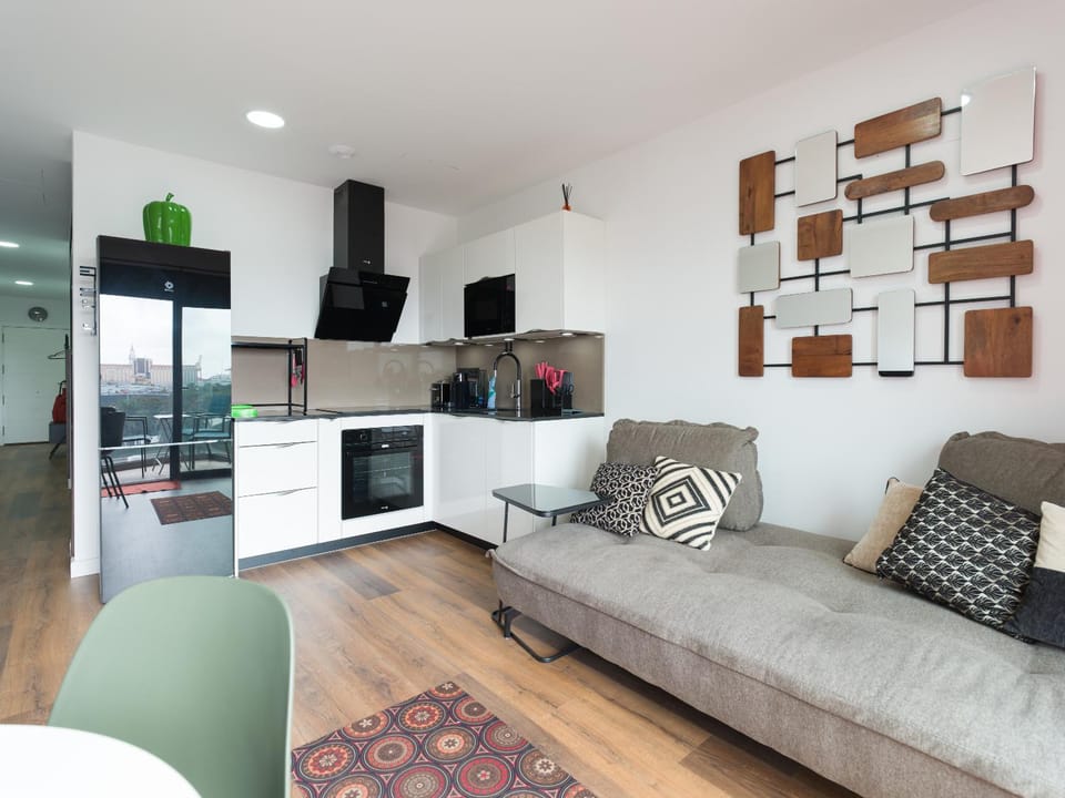 Kitchen or kitchenette, Living room