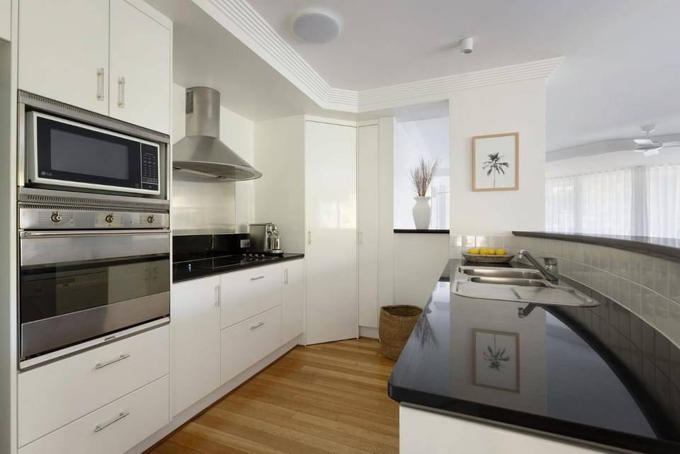 Kitchen or kitchenette, dishwasher, minibar, pet friendly, stove, toaster