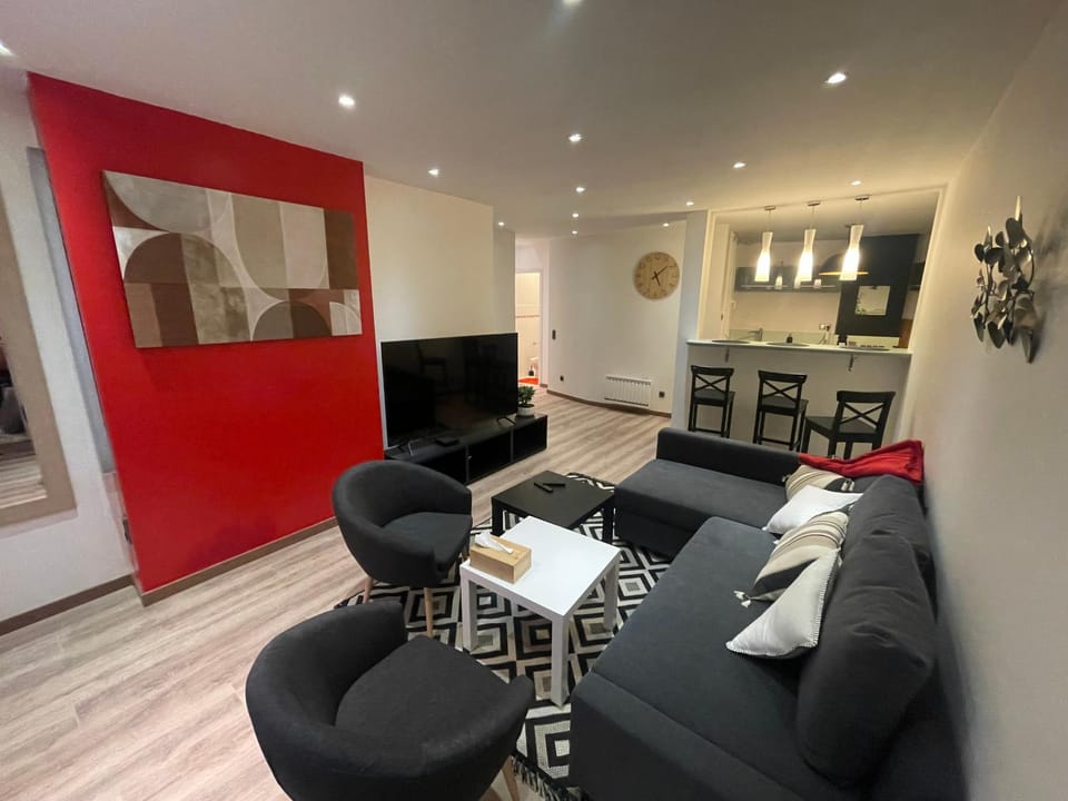 TV and multimedia, Living room, Seating area