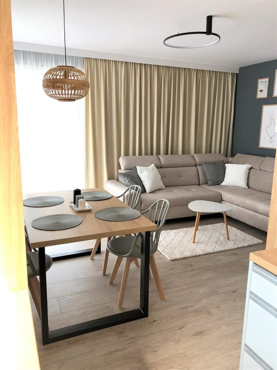 Living room, Seating area, Dining area