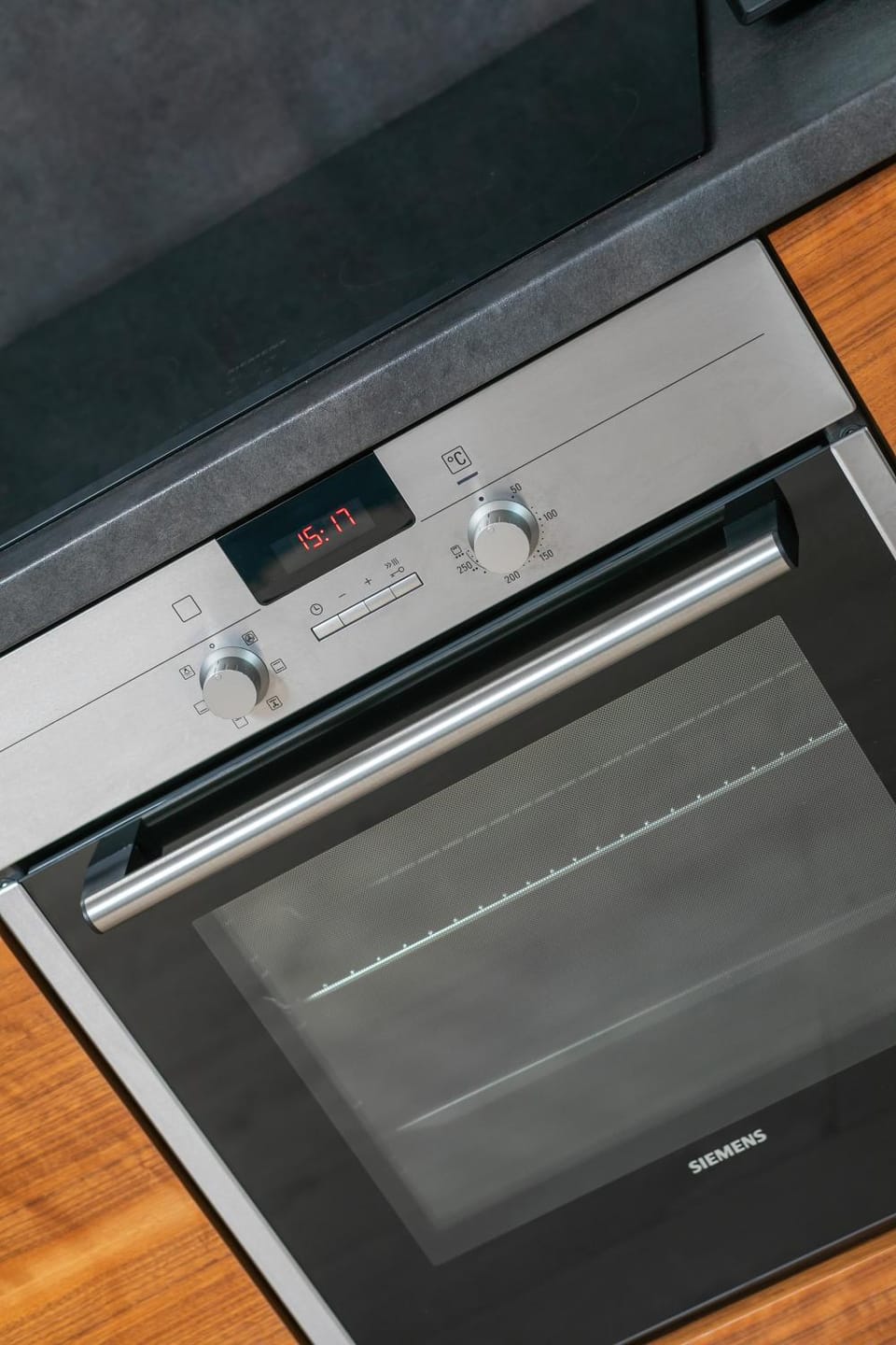 Kitchen or kitchenette, pet friendly, stove