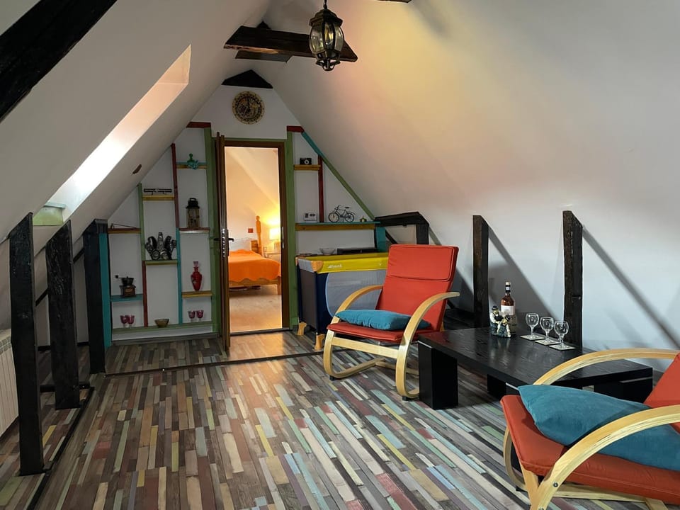 House of Colors Apartment in Brasov