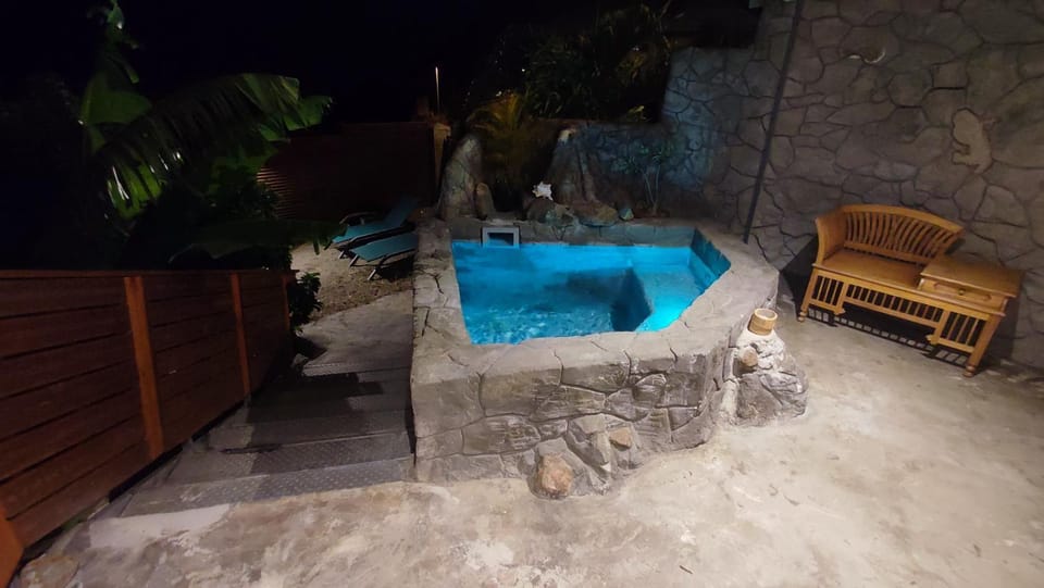 Night, Swimming pool