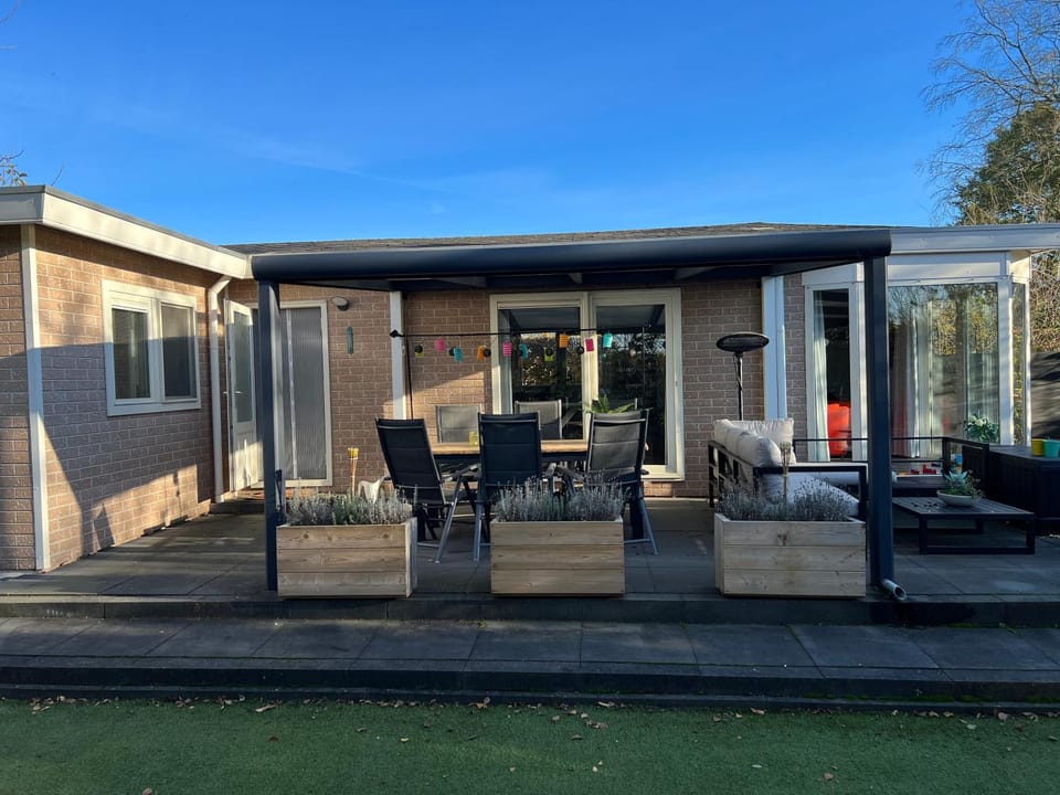 Property building, Patio, Day