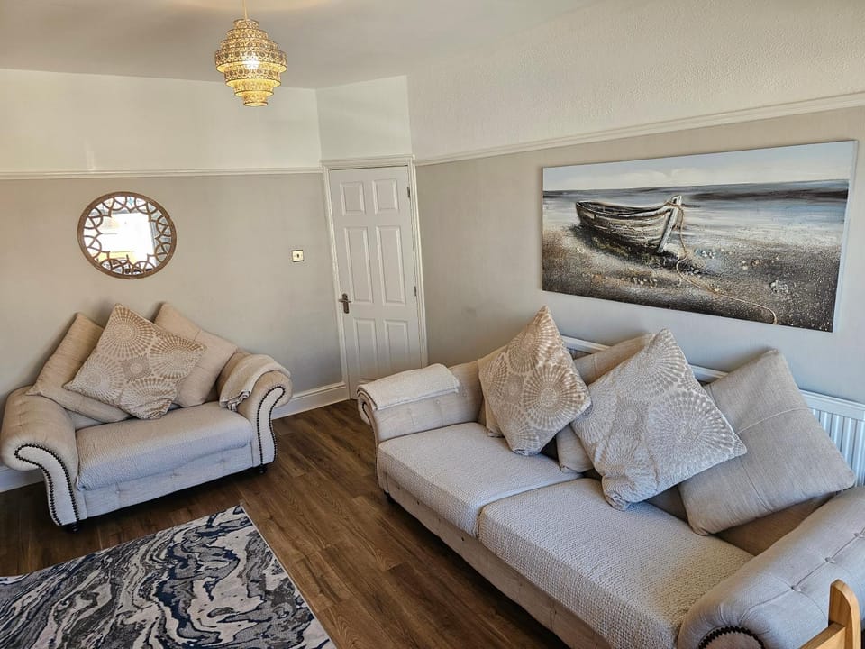 Spring, Day, Night, Winter, Summer, Living room, Beach, Beach, Autumn, On site, Sea view, Sea view, Area and facilities, Area and facilities, Breakfast, Seasons, Time of day, Location, Sunrise, Sunset, internet, internet