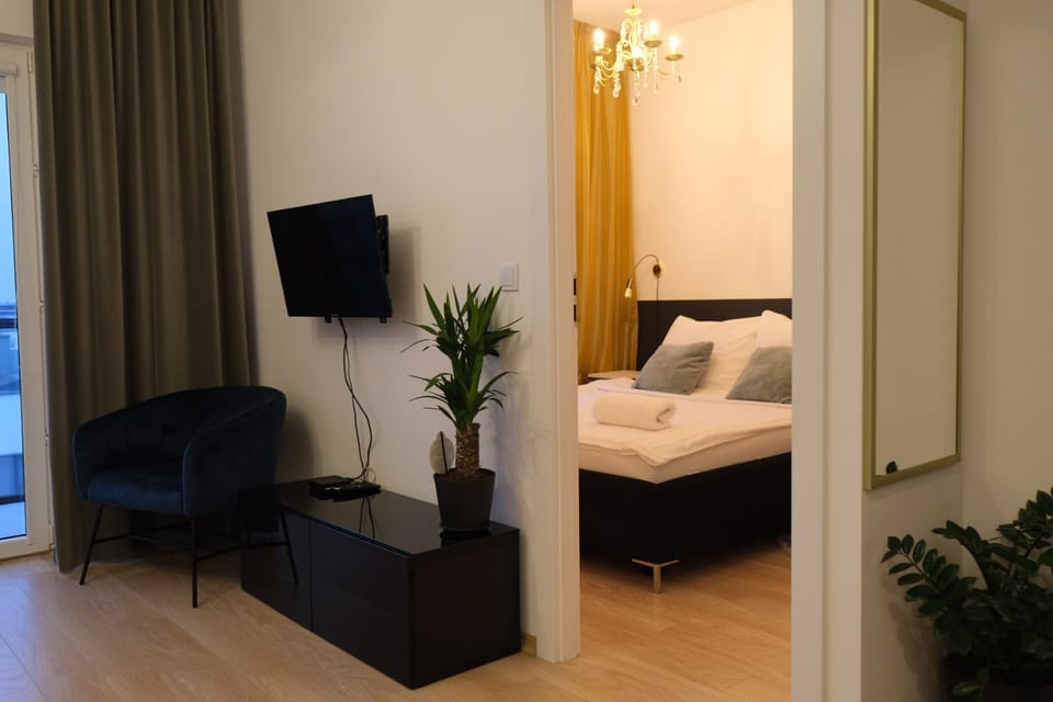 Communal lounge/ TV room, Bedroom