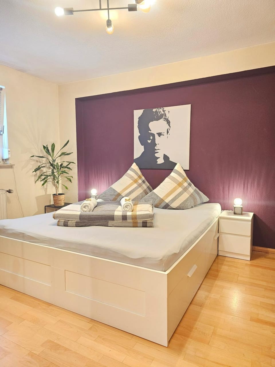 Bed, Bedroom