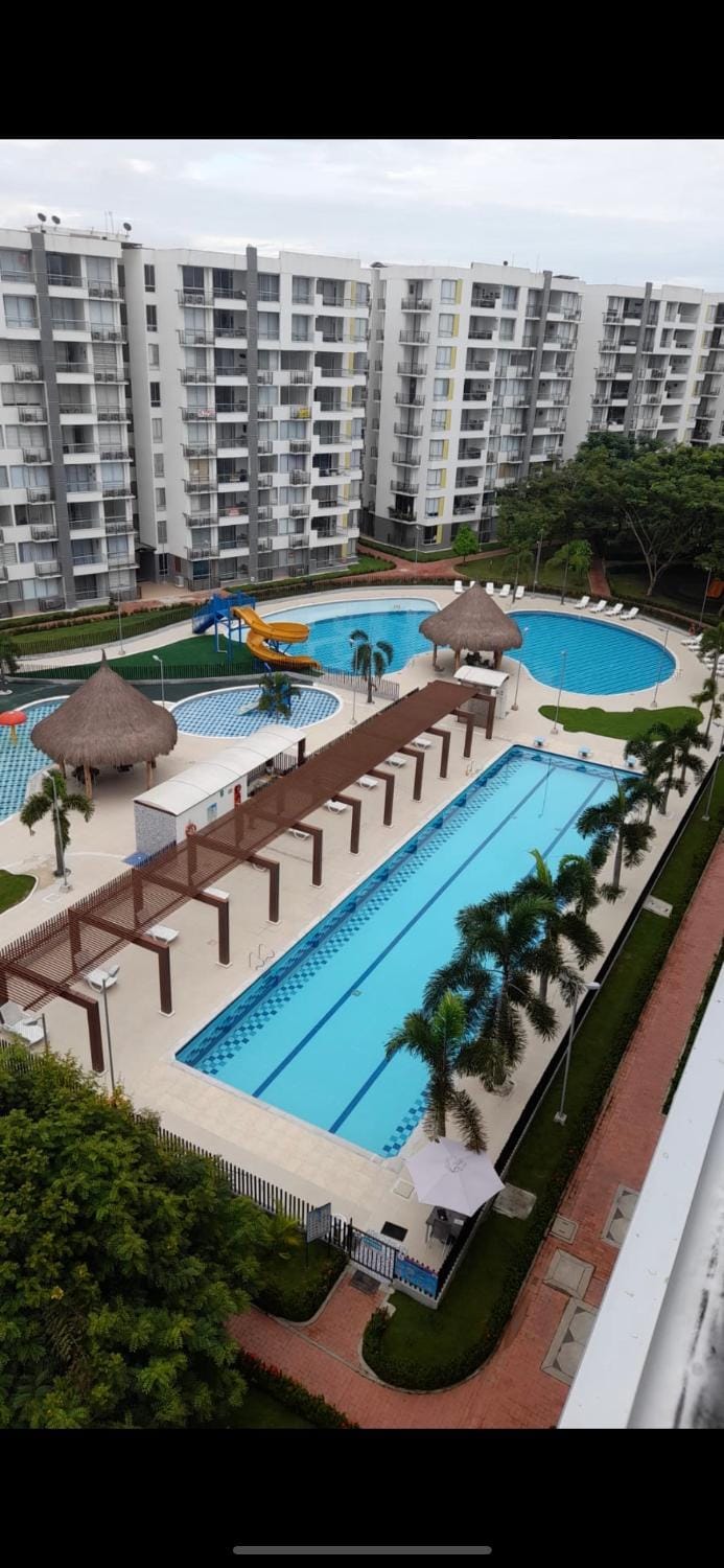 Swimming pool
