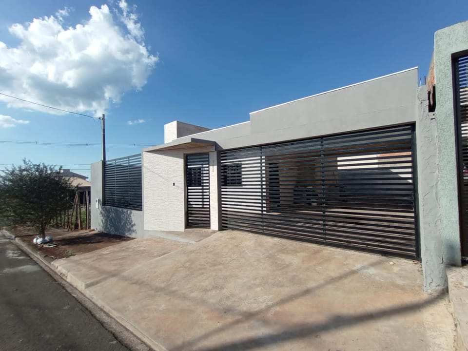 Casa grande em arapongas House in State of Paraná