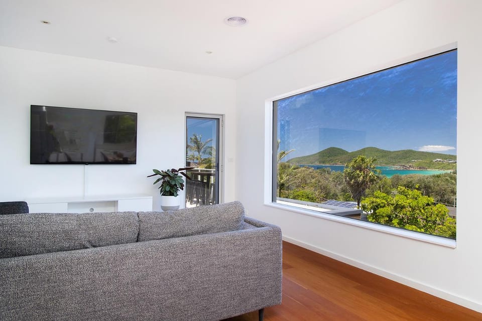 Natural landscape, TV and multimedia, Mountain view