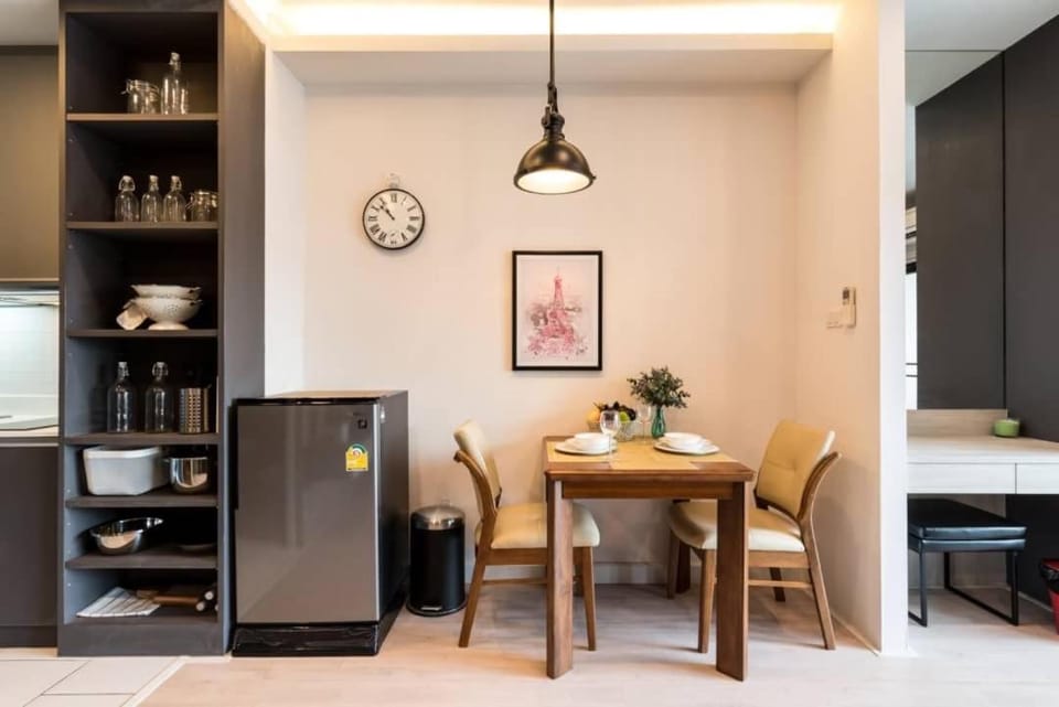 Premier Luxe Hotel โรงแรมพรีเมียร์ลักซ์ Apartment in Chon Buri Changwat