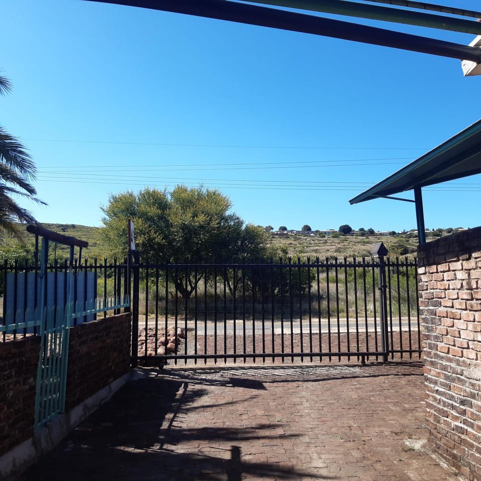 Midway Accommodation Apartment in Eastern Cape