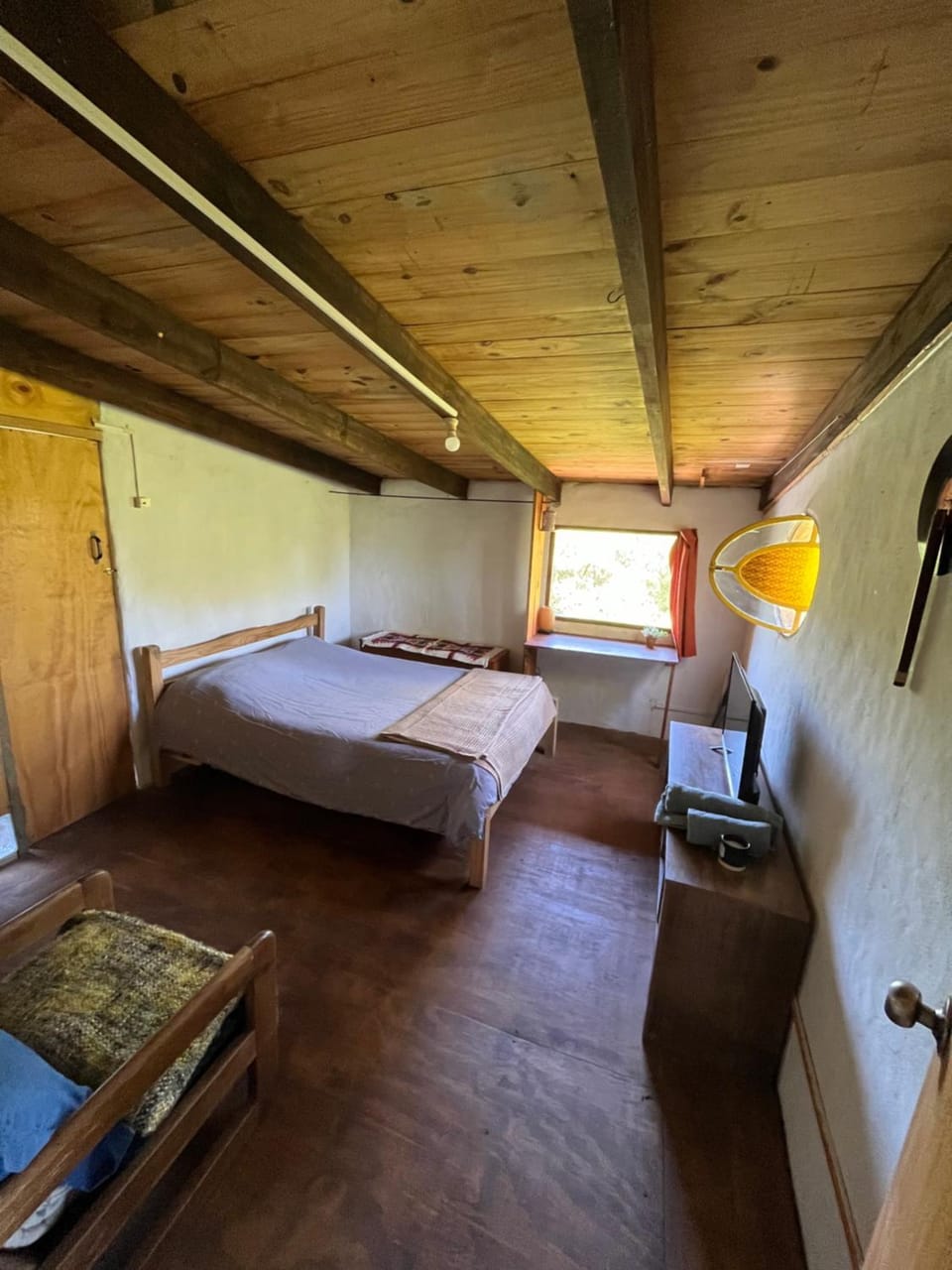Habitación con baño privado y cama doble Vacation rental in Maldonado Department, Uruguay