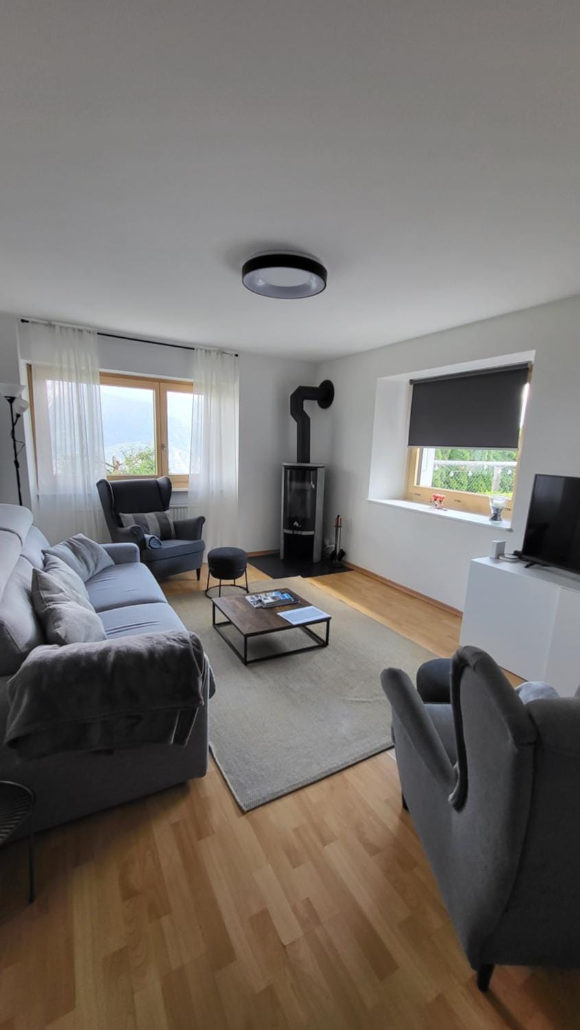 Appartement Randogne avec grande terrasse Apartment in Crans-Montana