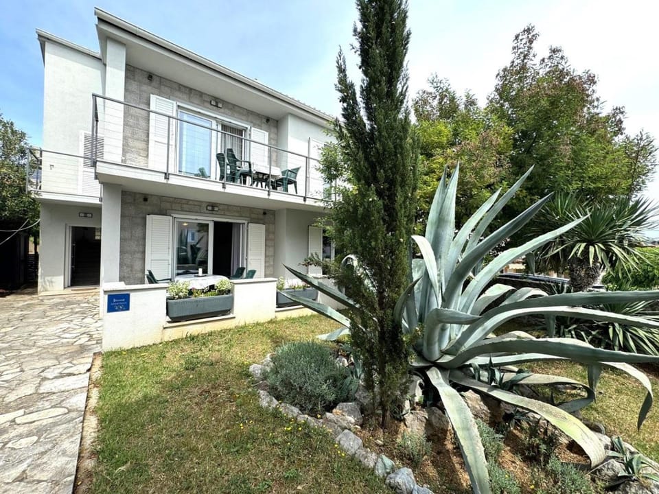Apartment DiSente with Sea view Apartment in Krk