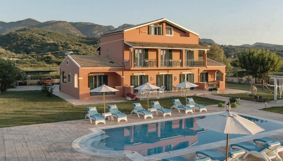 Property building, Swimming pool