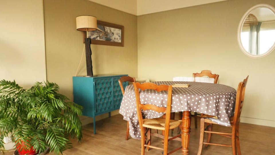 OPARADI "Le Vintage" VUE MER et juste en face de NAUSICAA Apartment in Hauts-de-France