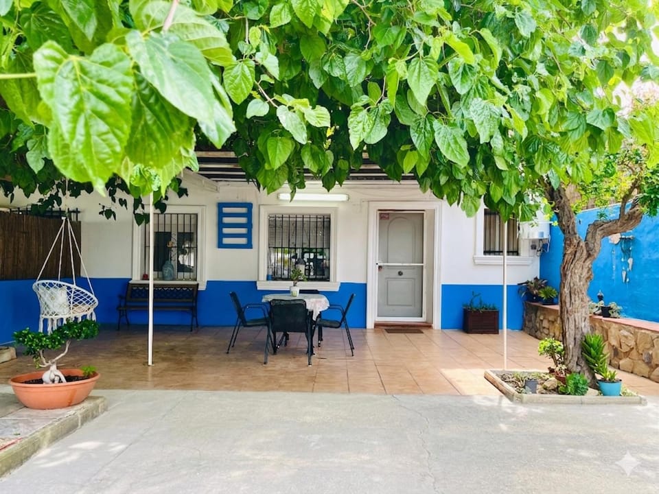 Off site, Balcony/Terrace, Dining area