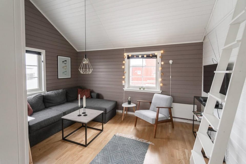 TV and multimedia, View (from property/room), Living room, Seating area, heating