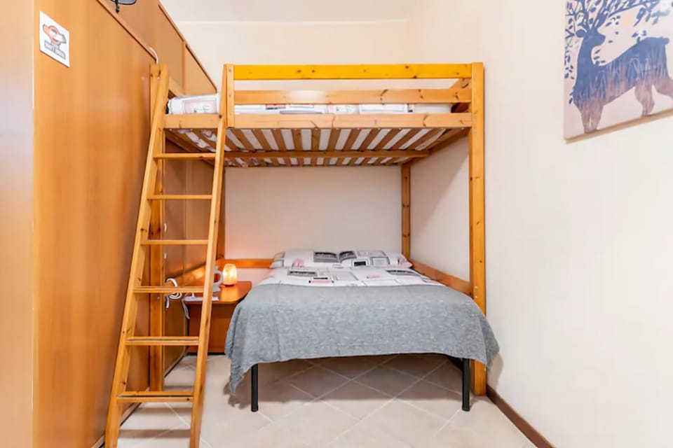 Bed, Bedroom, bunk bed
